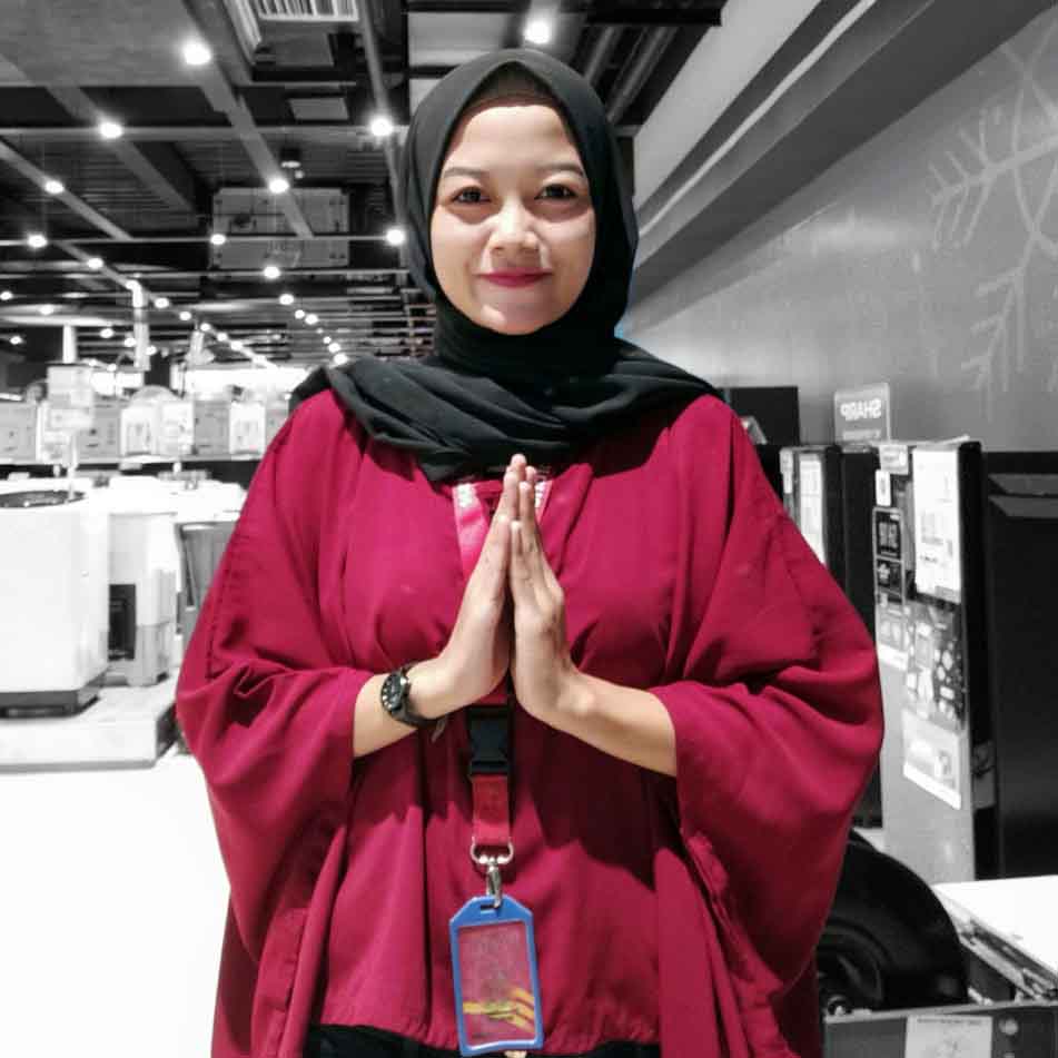 Ninna Arifatun Nisak, S.I.Kom.